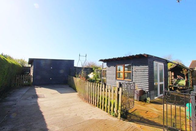 Semi-detached bungalow for sale in Garden Village, North Killingholme, Immingham