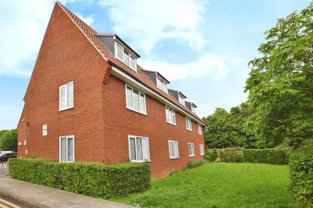 Thumbnail Flat for sale in Littlecroft, South Woodham Ferrers, Chelmsford, Essex