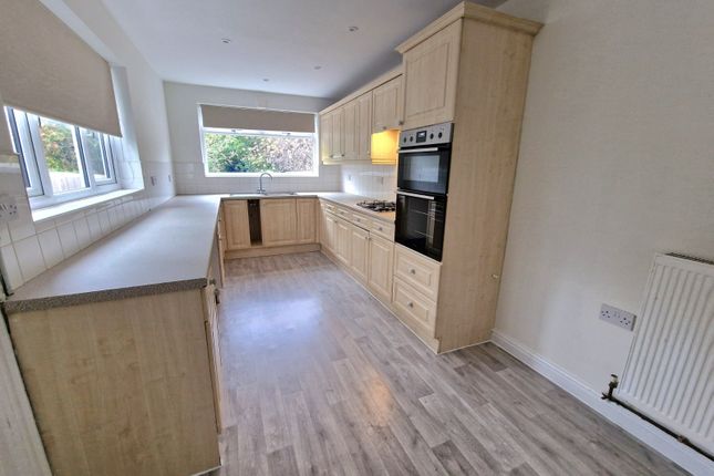 41, School Lane, Warwickshire photo 2