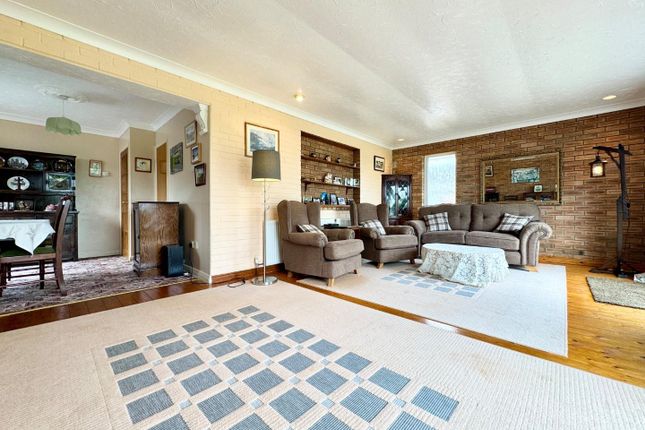 72, Mount Leven Road, Yarm photo 3