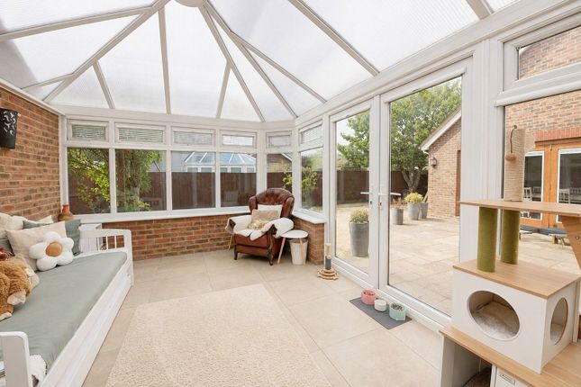 27, St. Swithins Road, Fleet photo 4