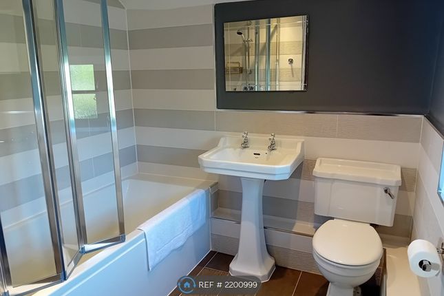 Bathroom Large Bath &amp; Shower