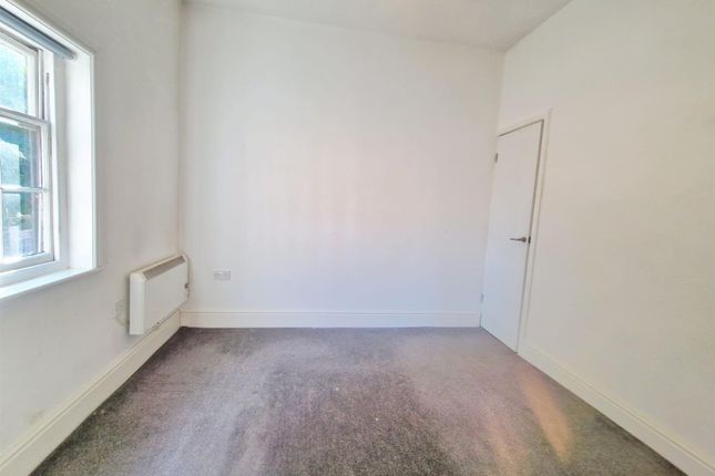 1-bed flat on 85C, Mill Gate, Newark, £575/mo