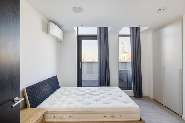 Flat for sale in Valentine Place, London