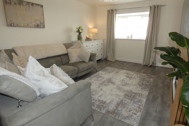 52, Brecon Road, Hirwaun photo 4