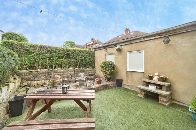 4, Grange Park Road, LEEDS photo 4