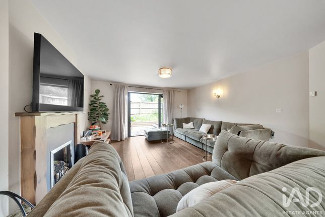 10, Riverside Close, Ely photo 3