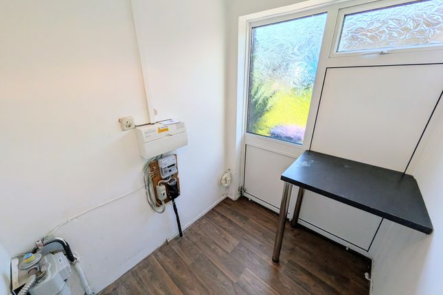 7, Earls Mede, Cwmbran photo 5