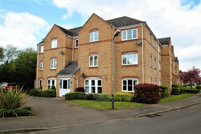 Thumbnail Flat to rent in Gardeners End, Rugby