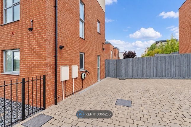 Armistice Avenue, Chelmsford Garden, Chelmsford photo 4