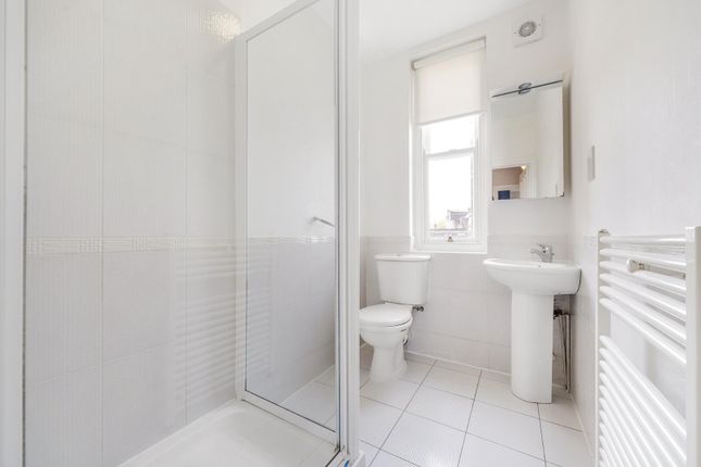Bathroom.Jpg