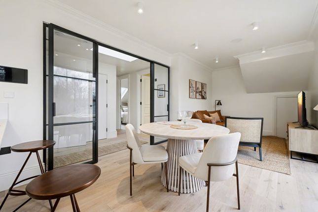 Flat 8, Maple Rise, Colney Hatch Lane, London, London photo 4
