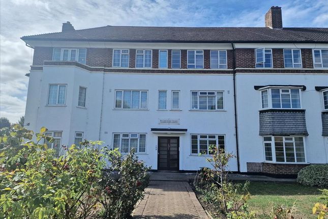 11, Allerford Court, London photo 2