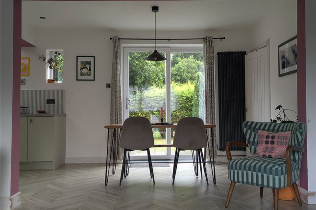 8, Woodlake Avenue, Manchester photo 3