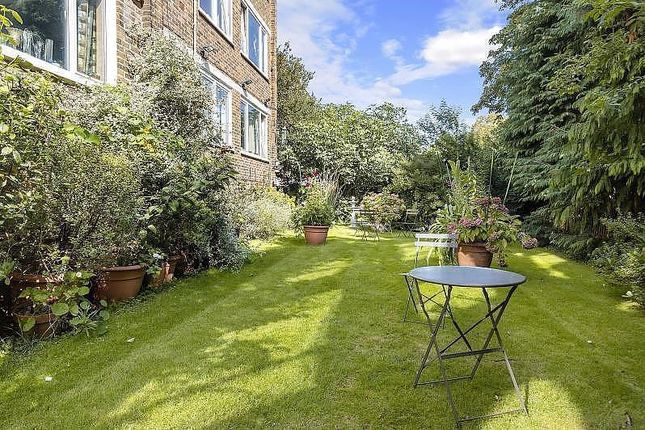 Flat 7 Craigleith,, 7 Kersfield Road, Putney photo 4