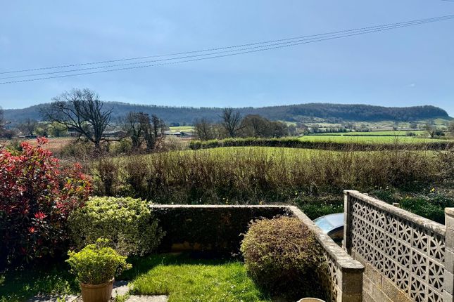 48, Seven Waters, Stonehouse photo 2