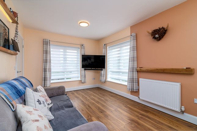 9 Redwood Close, Coalville photo 3