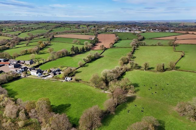 Country house for sale in Coads Green, Launceston