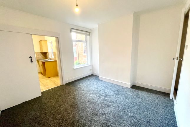 89, Gadsby Street, Nuneaton photo 4