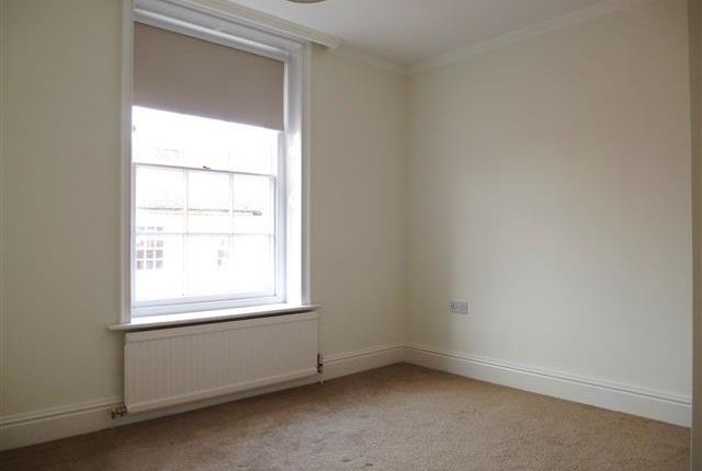11, TAUNTON photo 4