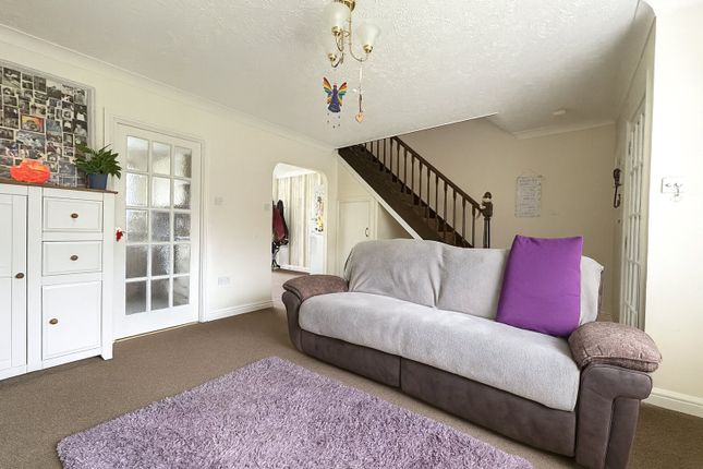 6, Spicer Way, Somerset photo 2