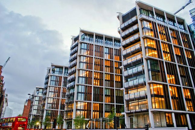Flat for sale in Knightsbridge, London