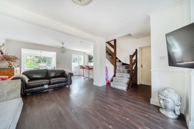 26, Martens Avenue, Kent photo 4