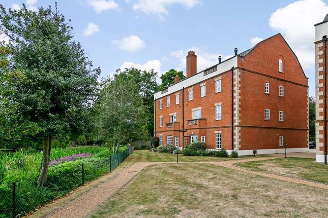Catherine Howard House, Queens Reach
