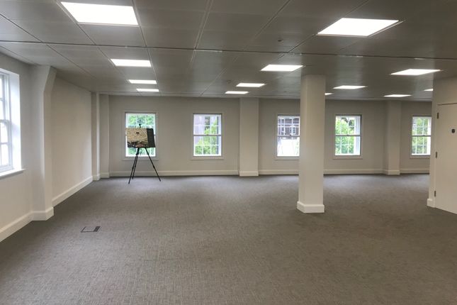 Office to let in Charlotte Terrace, 115 Hammersmith Road, London