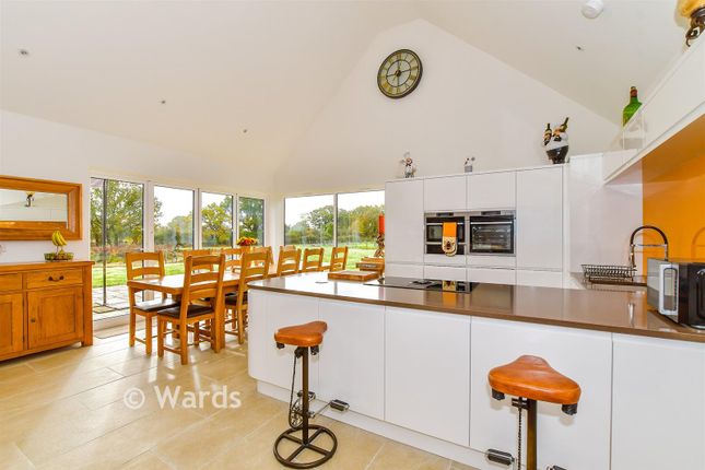 3-bed detached on Lower Barn, Pike Fish Lane, Tonbridge, £1,250,000