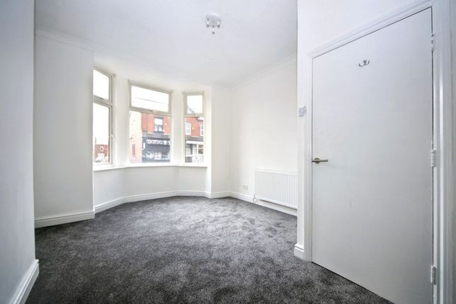 Flat 2, 78, Park Road, Wigan photo 5
