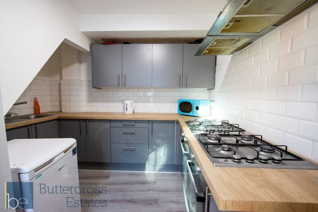 Room 5, 13 Currie Road, Newark photo 2