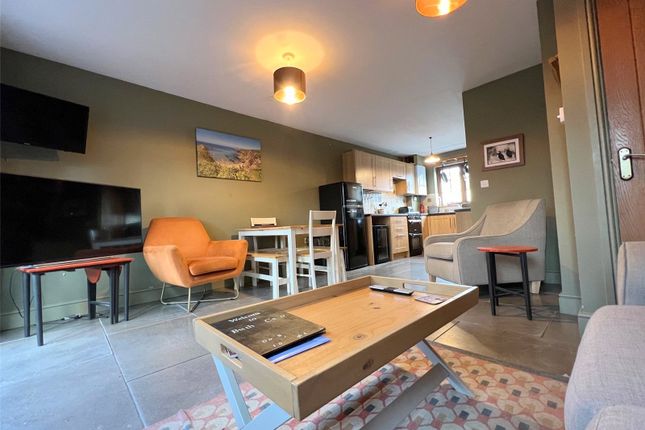 9, Glanafon Gardens, Pembrokeshire photo 4