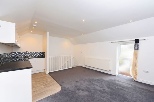 203e, Lynchford Road, Farnborough photo 4