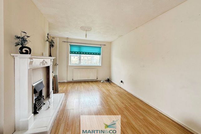 4, Cheviot Court, Worksop photo 4