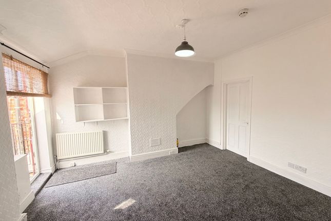 Flat 3, 40 Milton Grove, Manchester photo 3