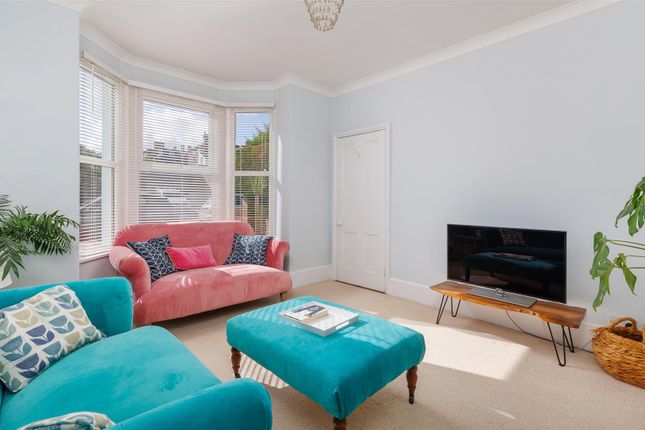 Ischia Villa, 106, Victoria Road, Cowes photo 2