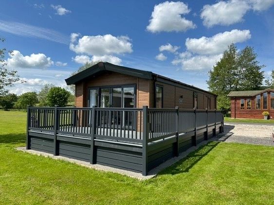 Lodge for sale in Back Road, York