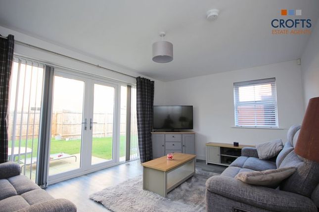 17, Allerton Way, Immingham photo 2