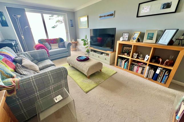 4 Aman Court, Granville Road, Totland Bay photo 4