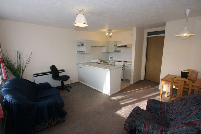 41, Viewfield Close, Harrow photo 2