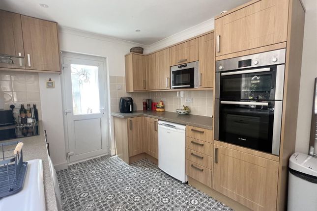 5, Lower Tregongeeves, St. Austell photo 4