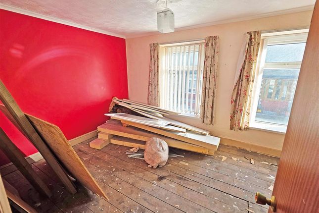 72, Princess Street, ABERTILLERY photo 4