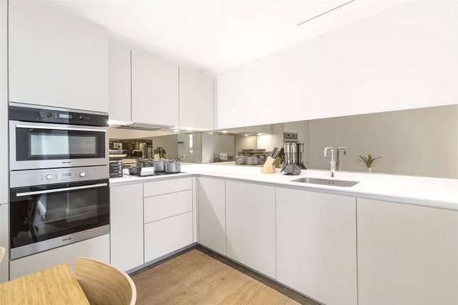 Apartment 1, Charles Apartments,, Strand, London photo 3