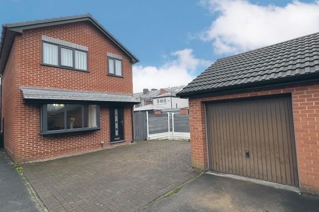 Thumbnail Detached house for sale in James Street, Kearsley, Bolton