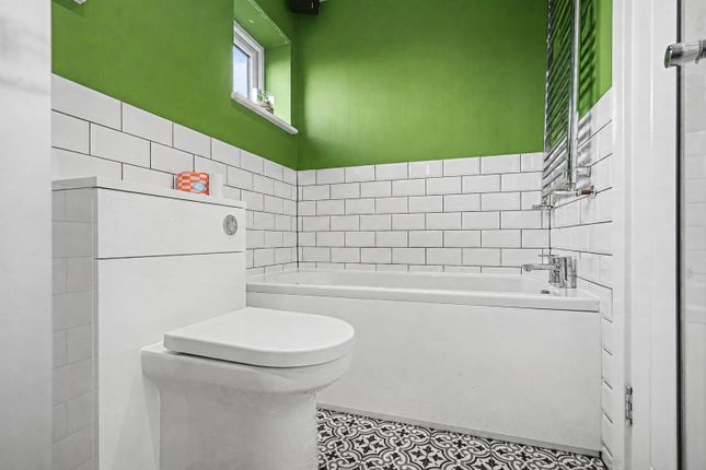 3, Pearson Avenue, Nottingham photo 4