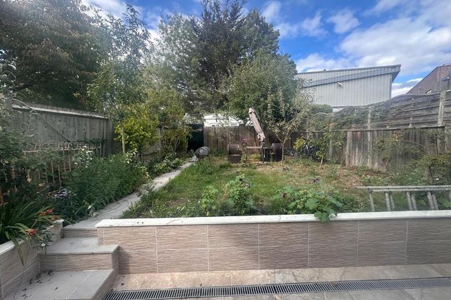 181, Old Oak Common Lane, London photo 4