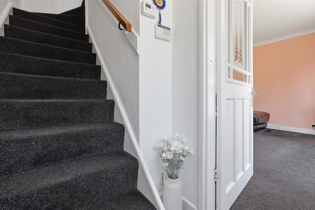 15, Annick Drive, Bearsden photo 4