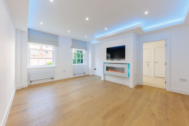 Thumbnail Flat for sale in Cranmer Court, Whiteheads Grove, London