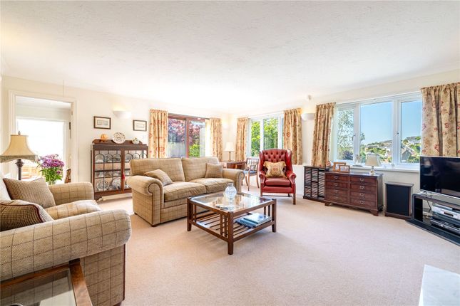 9, Sanctuary Close, Barnstaple photo 3